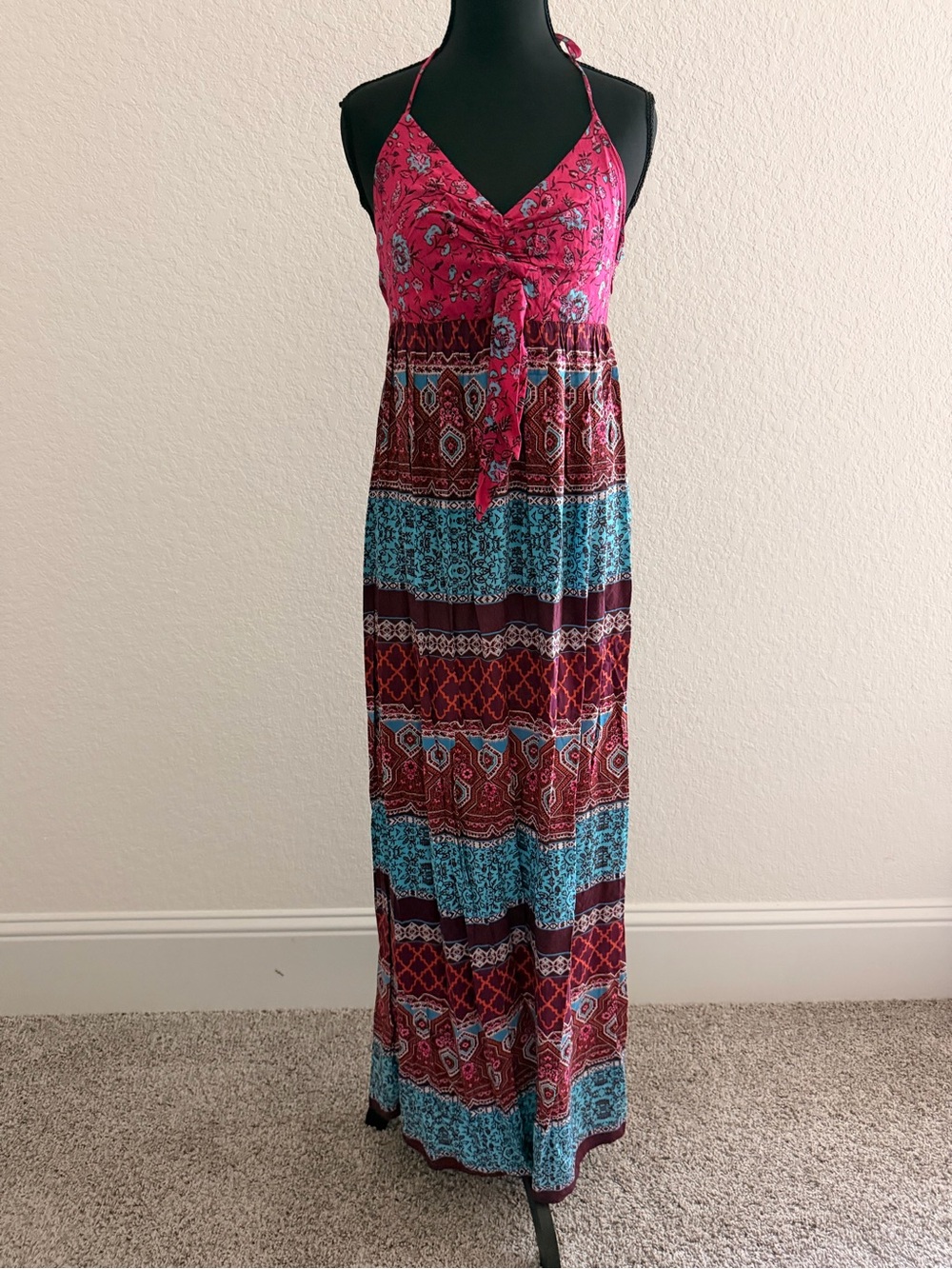 XXI Pink Floral Boho Halter Maxi Dress | Ethnic Print Tie Front Festival Dress